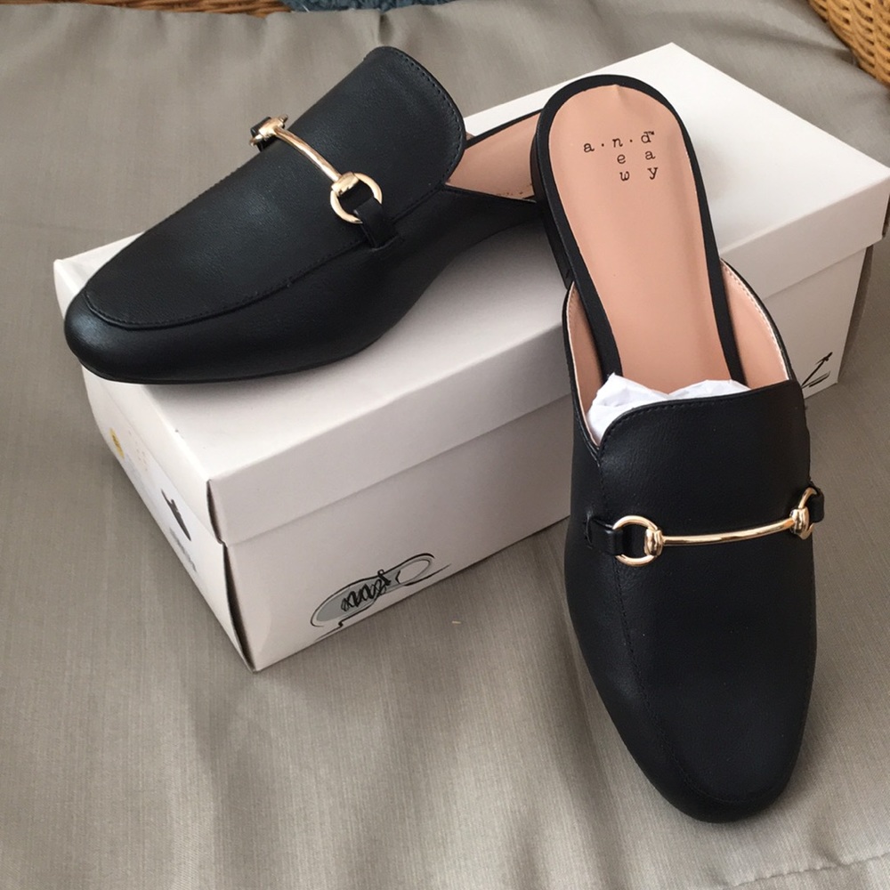 Brand New Women’s Mules
